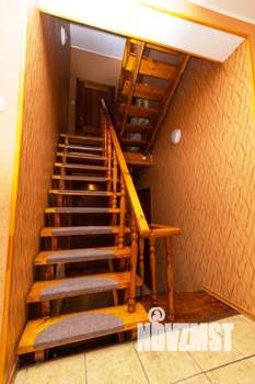 Коттедж 212м&sup2;, 2-этажный, участок 9 сот.  