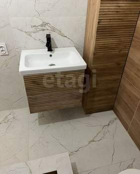 Дом 110м&sup2;, 1-этажный, участок 6 сот.  