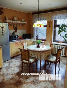 Коттедж 612м², 3-этажный, участок 10 сот.  