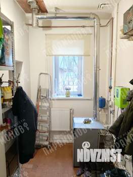 Дом 200м&sup2;, 2-этажный, участок 15 сот.  