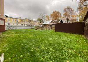 Дом 315м&sup2;, 3-этажный, участок 12 сот.  