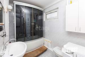 Дом 350м&sup2;, 3-этажный, участок 7 сот.  