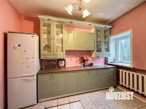 Таунхаус 380м², 3-этажный, участок 6 сот.  