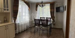 Дом 200м&sup2;, 2-этажный, участок 6 сот.  