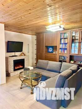 Дом 118м&sup2;, 2-этажный, участок 10 сот.  