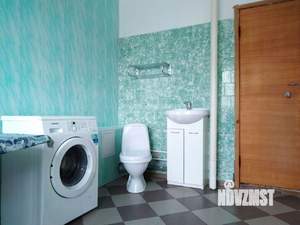 Дом 213м², 3-этажный, участок 9 сот.  