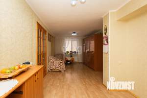 Дом 350м&sup2;, 3-этажный, участок 7 сот.  