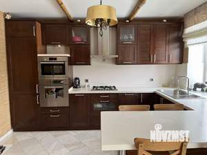 Коттедж 380м², 3-этажный, участок 9 сот.  