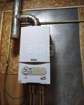 Дом 181м&sup2;, 3-этажный, участок 5 сот.  