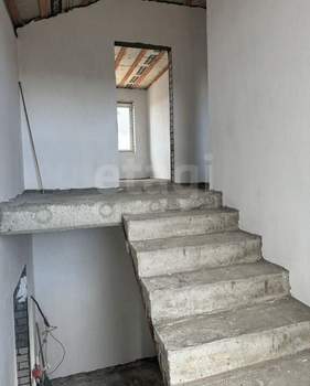 Дом 120м&sup2;, 2-этажный, участок 6 сот.  