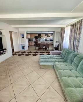 Дом 159м&sup2;, 2-этажный, участок 7 сот.  