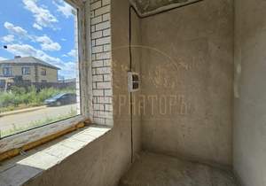 Дом 166м&sup2;, 3-этажный, участок 2 сот.  