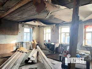 Дом 50м&sup2;, 2-этажный, участок 8 сот.  