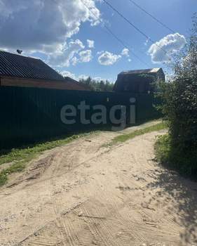 Дом 10м&sup2;, 2-этажный, участок 6 сот.  