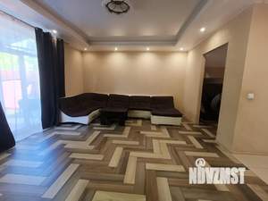 Таунхаус 115м&sup2;, 3-этажный, участок 1 сот.  