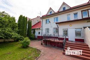 Дом 270м², 2-этажный, участок 6 сот.  