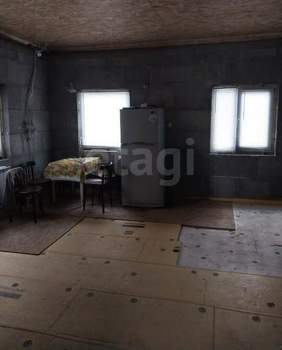 Дом 106м&sup2;, 2-этажный, участок 6 сот.  