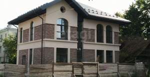 Дом 172м&sup2;, 2-этажный, участок 6 сот.  