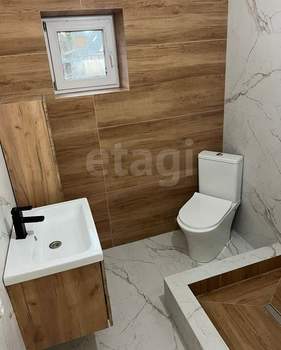 Дом 100м&sup2;, 1-этажный, участок 5 сот.  