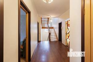 Коттедж 323м&sup2;, 3-этажный, участок 2 сот.  