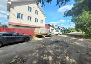 Дом 353м², 3-этажный, участок 6 сот.  