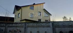 Дом 340м&sup2;, 3-этажный, участок 10 сот.  