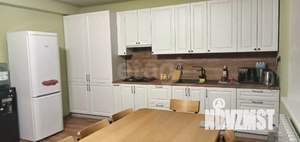 Дом 280м&sup2;, 3-этажный, участок 15 сот.  