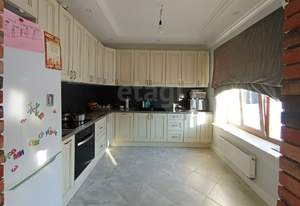 Дом 146м&sup2;, 2-этажный, участок 4 сот.  