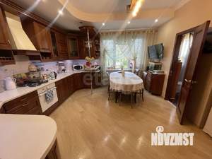 Дом 155м², 3-этажный, участок 2 сот.  