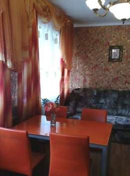 Дом 300м&sup2;, 3-этажный, участок 7 сот.  