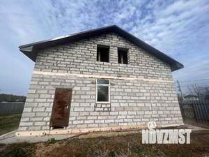 Дом 170м&sup2;, 2-этажный, участок 6 сот.  