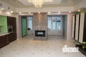 Таунхаус 194м², 3-этажный, участок 1 сот.  