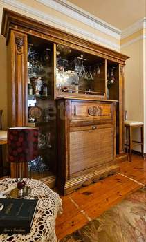 Дом 301м&sup2;, 3-этажный, участок 8 сот.  