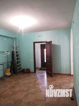 Коттедж 237м², 2-этажный, участок 7 сот.  