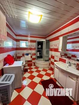 Дом 240м&sup2;, 2-этажный, участок 5 сот.  