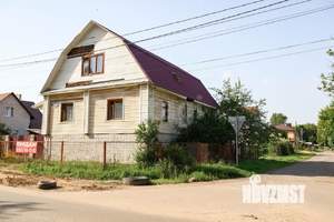 Дом 242м&sup2;, 2-этажный, участок 4 сот.  