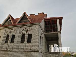 Коттедж 500м², 3-этажный, участок 14 сот.  