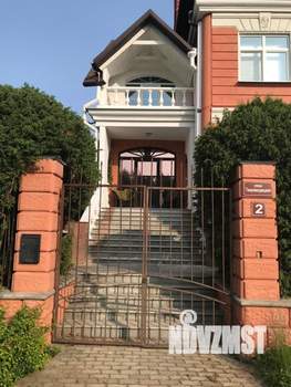 Коттедж 407м&sup2;, 2-этажный, участок 9 сот.  