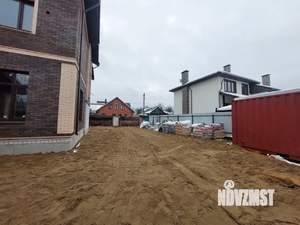 Коттедж 280м&sup2;, 3-этажный, участок 7 сот.  