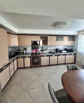 Дом 159м&sup2;, 2-этажный, участок 7 сот.  