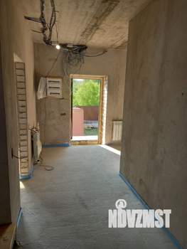 Дом 208м&sup2;, 3-этажный, участок 5 сот.  