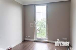 Таунхаус 106м&sup2;, 2-этажный, участок 3 сот.  