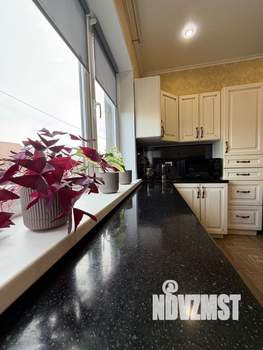 Коттедж 232м&sup2;, 2-этажный, участок 10 сот.  