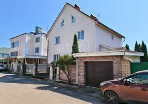 Дом 314м², 3-этажный, участок 6 сот.  