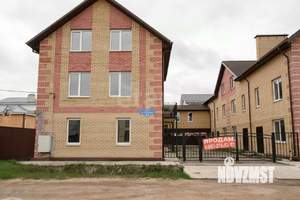 Таунхаус 120м&sup2;, 3-этажный, участок 1 сот.  