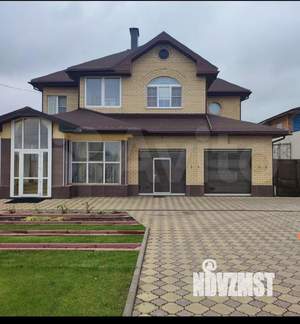 Коттедж 667м&sup2;, 2-этажный, участок 10 сот.  