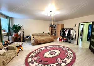 Дом 216м&sup2;, 2-этажный, участок 5 сот.  