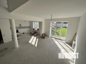 Дом 150м&sup2;, 2-этажный, участок 6 сот.  