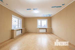 Коттедж 500м&sup2;, 2-этажный, участок 8 сот.  