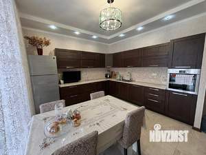 Коттедж 250м², 2-этажный, участок 10 сот.  